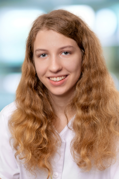 Madlen-Sophie Becher